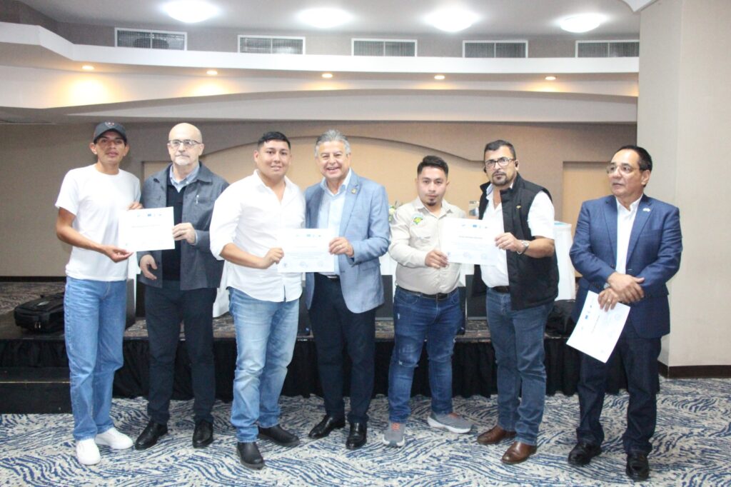 621818936_1356950373135070_2177813524763592621_n