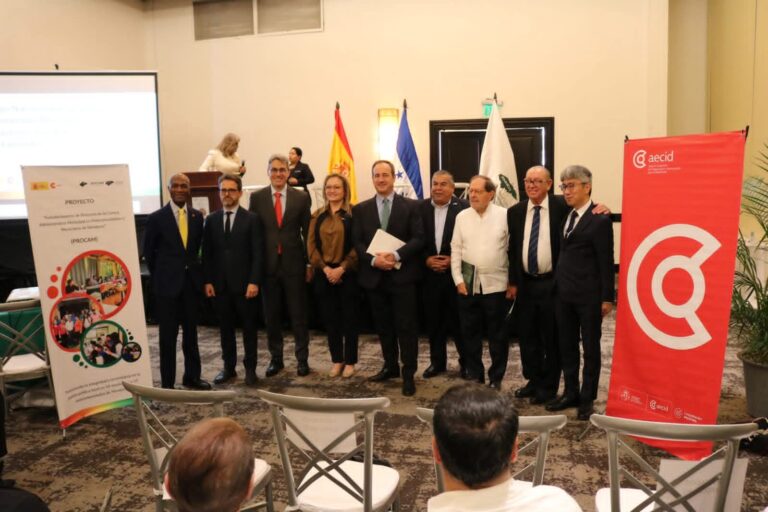 Dialogo nacional SETCAM (7)